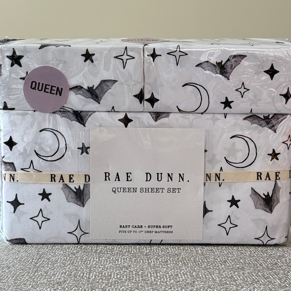 HTF New Rae Dunn Halloween Nighy Bats moon stats Queen Sheet Set